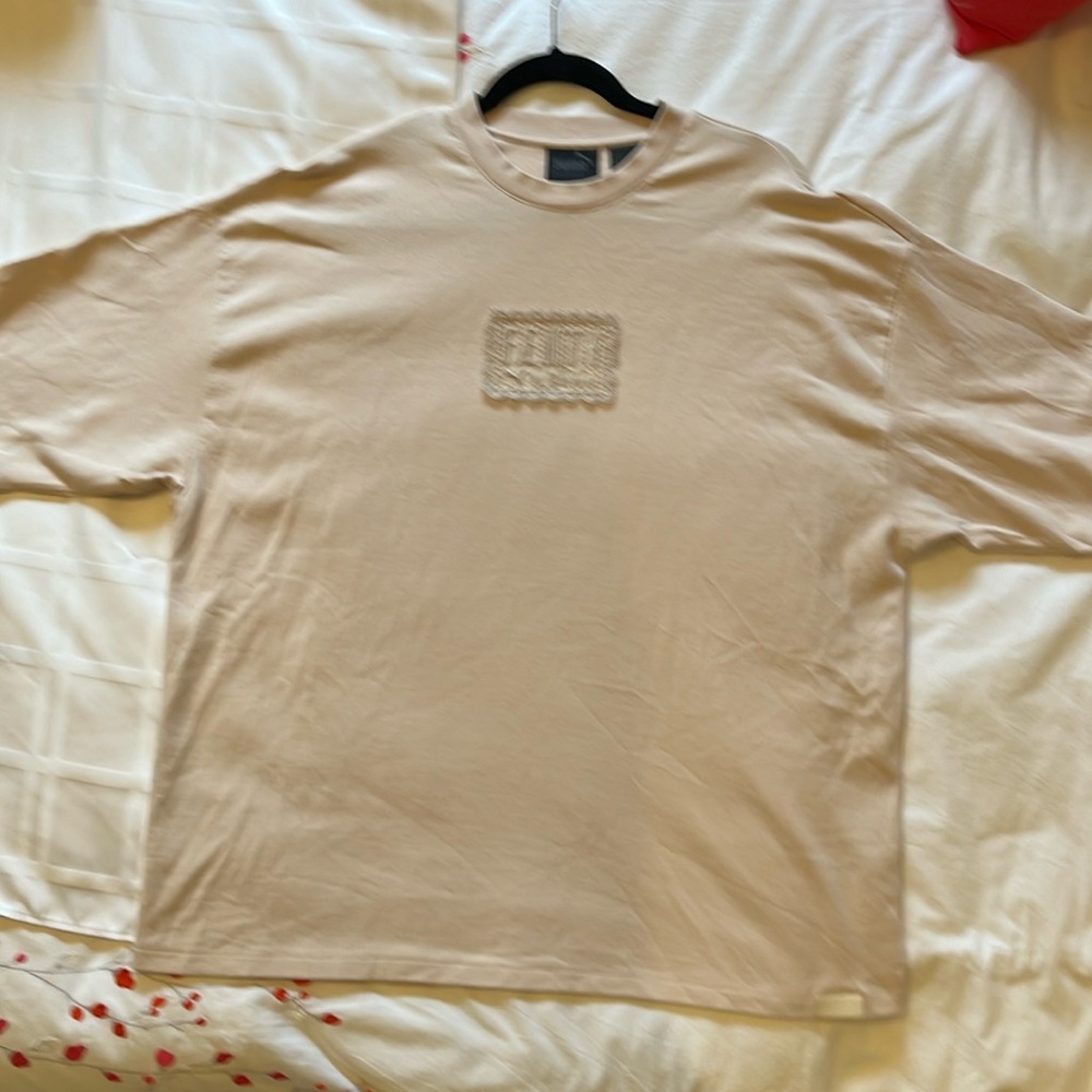 New FENTY by Rihanna forPUMA short sleeve pink sweatshirt